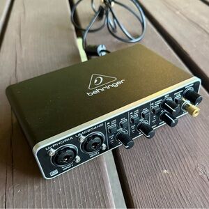 Behringer U-PHORIA UMC202HD 2-Channel USB Audio Interface